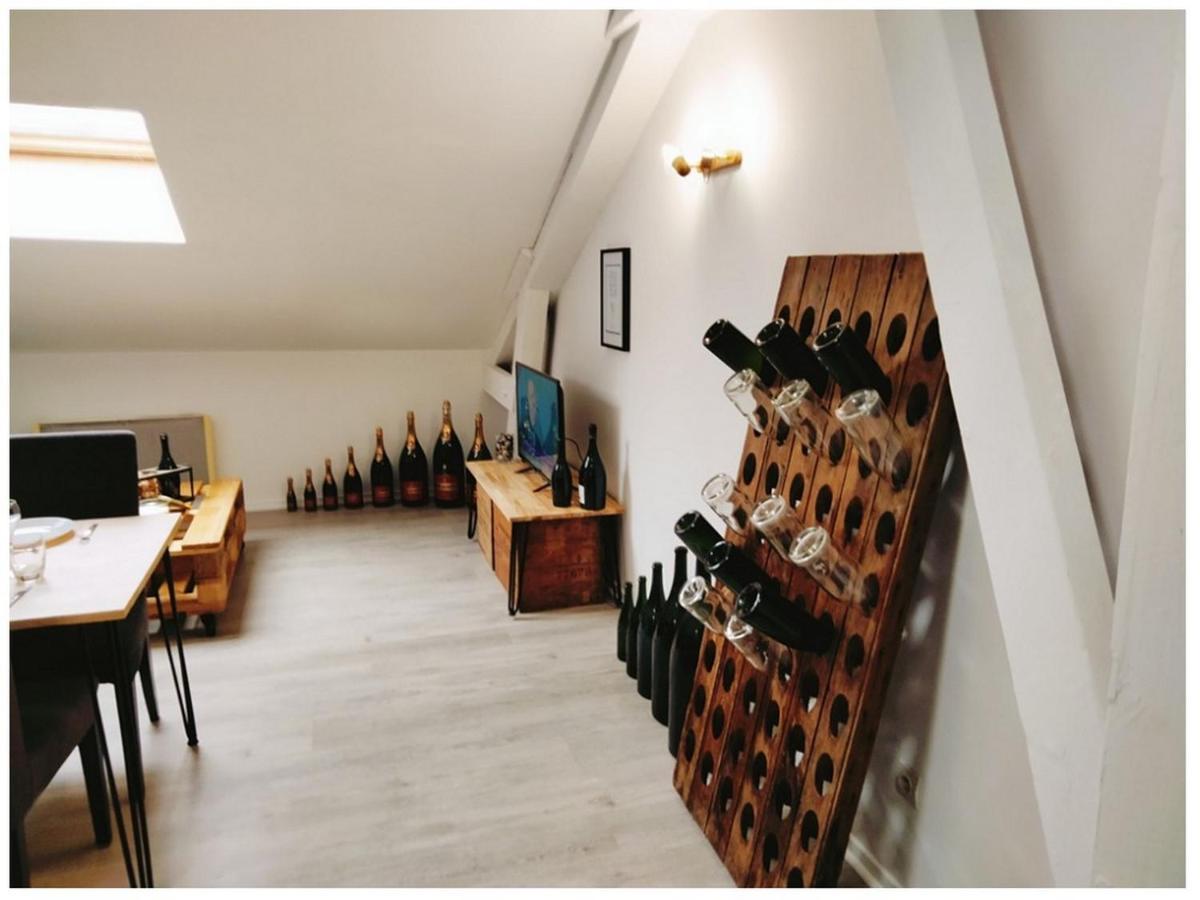 Apartmán Studio Champagne Remeš Exteriér fotografie