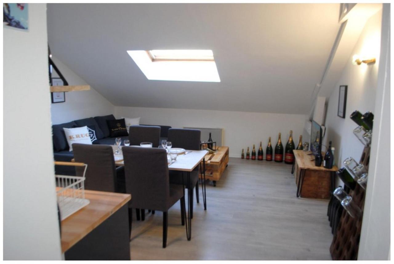 Apartmán Studio Champagne Remeš Exteriér fotografie