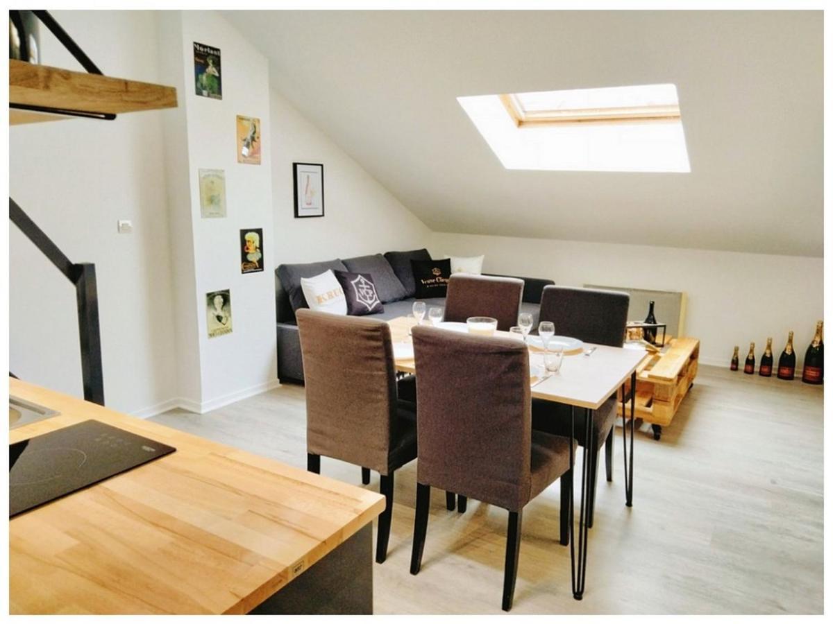 Apartmán Studio Champagne Remeš Exteriér fotografie