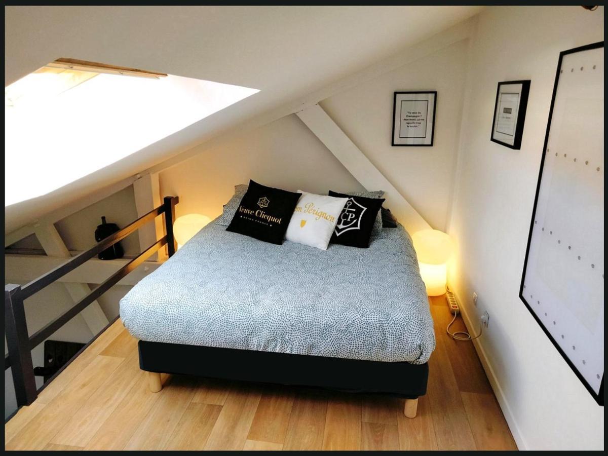 Apartmán Studio Champagne Remeš Exteriér fotografie